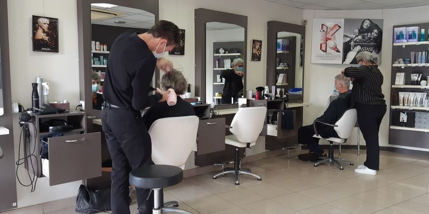 870x489_salon_de_coiffure